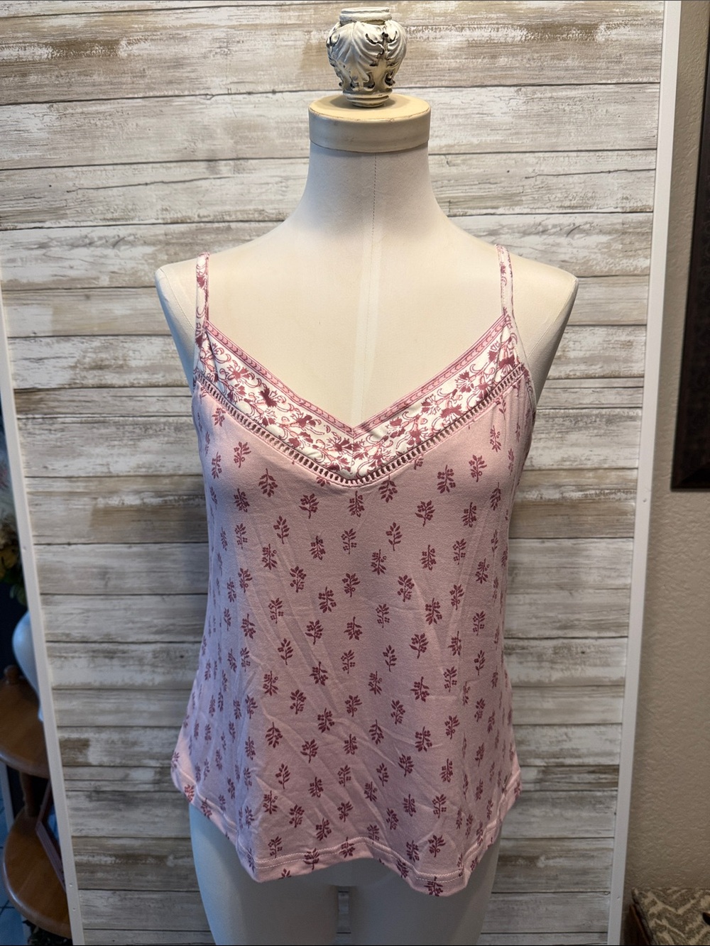 New Women's light Pink Floral Lace-Trim Cami Tank Top